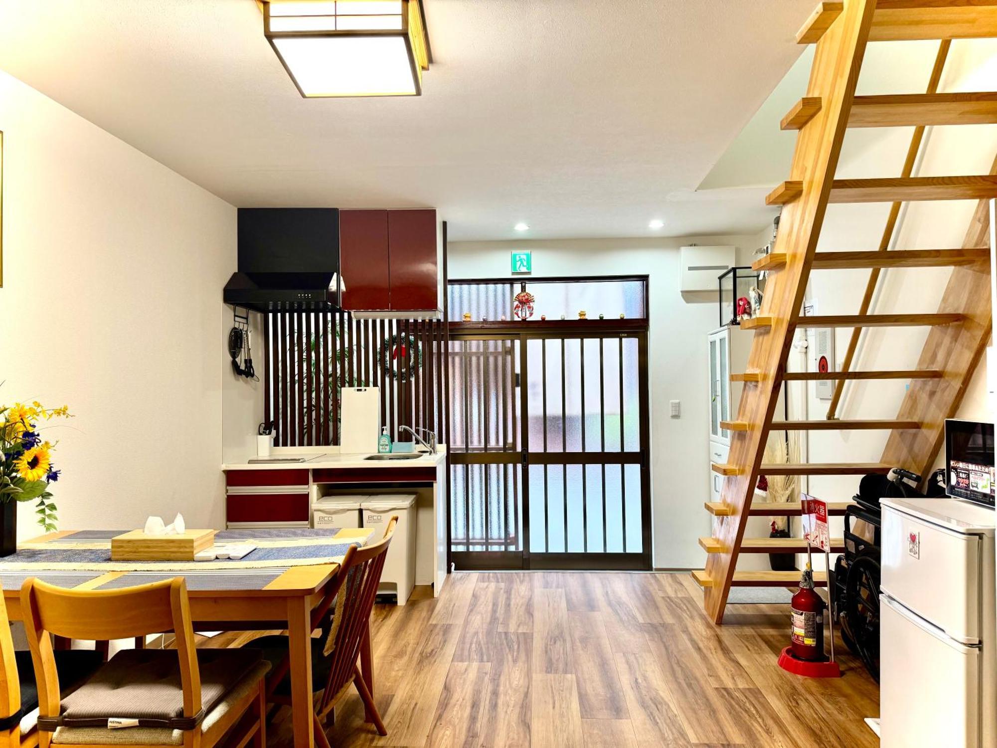 Modern And Traditional Fusion Villa In Umeda 3-Min Walk To Subway Ideal For Families And Groups Osaka Exterior photo
